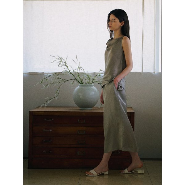 Glossy banding skirt__Grey(Khaki)