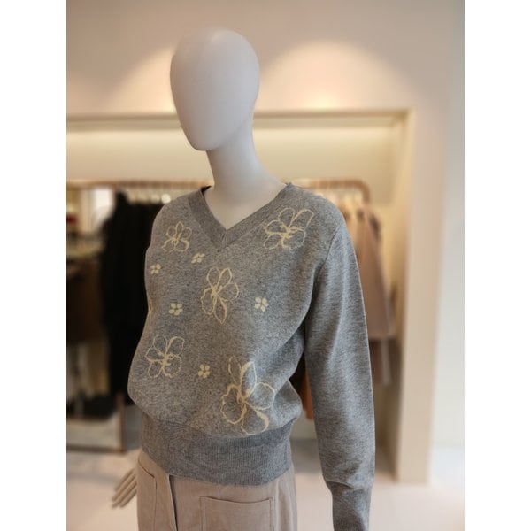 [여주점] 씨씨콜렉트 브이넥플라워패턴풀오버 E261ksk111