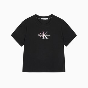 여성 모노그램 로고 모던 스트레이트핏 반팔 티셔츠(J223451)