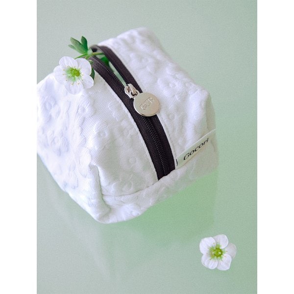 Bloom Pomi Pouch - White