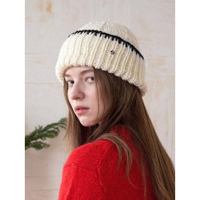 No.190 / Stitched Merino Wool Beanie _ 크림&블랙