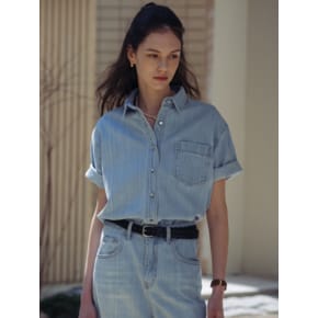 Denim button point half shirt(Light blue)