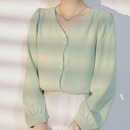 보니제이 / 유니크 브이넥 퍼프 블라우스 (S2XL) 빅사이즈 오피