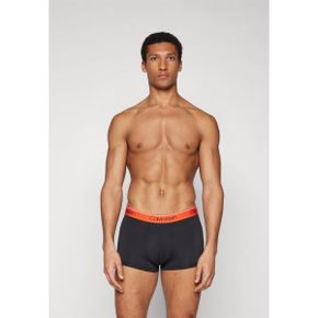 4572156 Calvin Klein LOW RISE TRUNK 3 PACK - Pants black/orange/grey