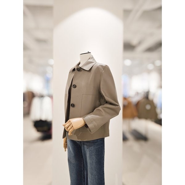 [파주점] [더아이잗컬렉션]양가죽 빅포켓 버튼 자켓 CSRBLT091