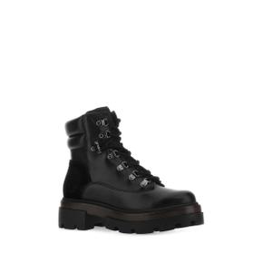 Boots 140157 008 Black