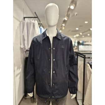 Calvin Klein [여주점] [캘빈클라인 CK진] 남 네이비 나일론 클래식 코치 자켓 (40BM522 CEF)