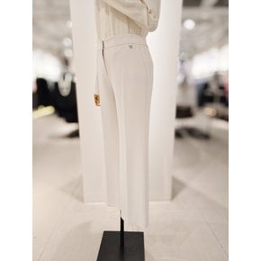 [파주점] 로고 포인트 세미 부츠컷 슬랙스 팬츠 CRAA0SL361