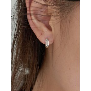 Signet earring