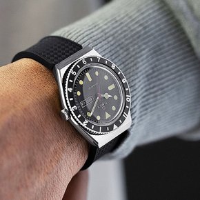Q TIMEX 러버스트랩 손목시계 38mm