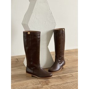 round button long boots brown