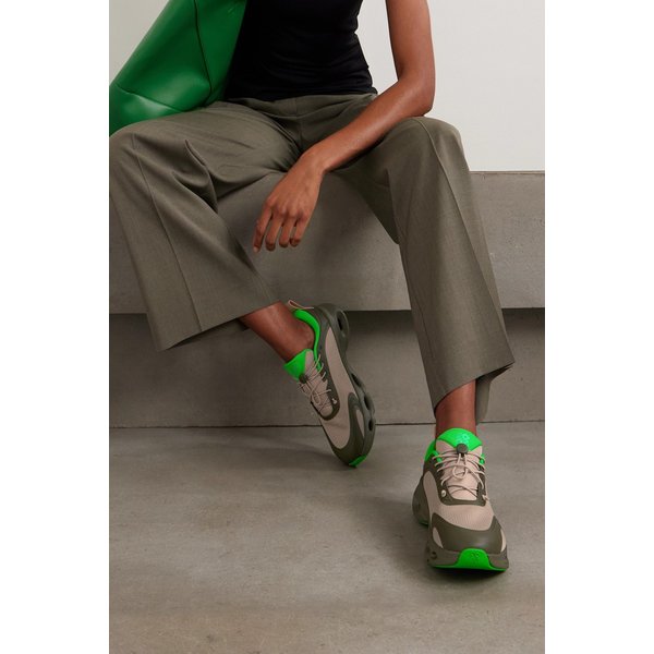 클라우드 러버 트림 메쉬 스니커즈 46376663162938728