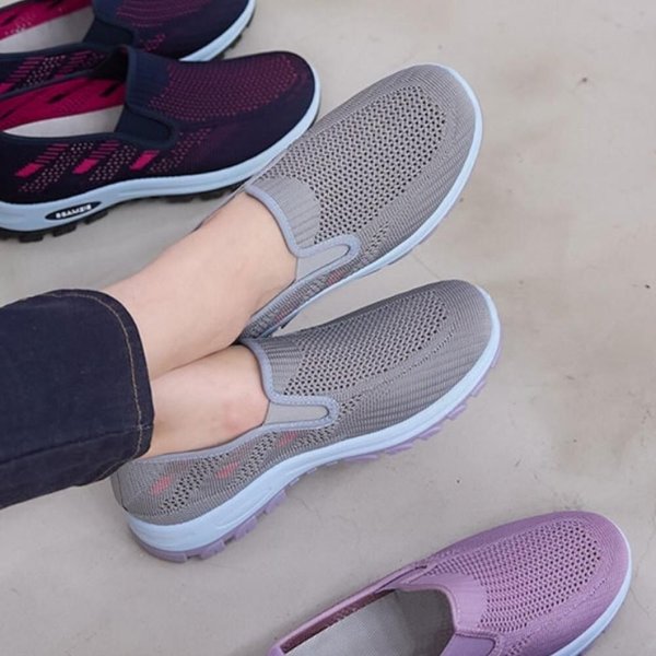 [옷자락] 여성 여름 펀칭 메쉬 통기성 발편한 단화 슬립온