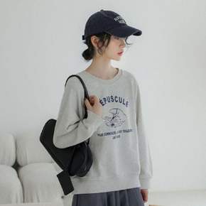 래글런 머스트해브 로고프린트 스웻셔츠 티탑오버실루엣 일상템