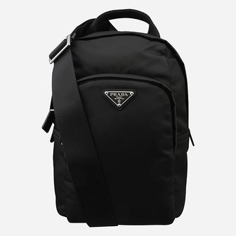 프라다(병행) [시흥점] [프라다]5F 2VZ116 2DMG F0002 삼각 로고 리나일론 백팩 블랙
