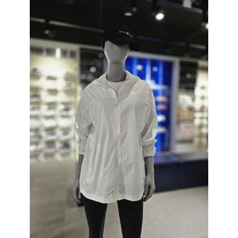 휠라 [파주점] 경량 후드 바람막이 (FS2JKH2251F-OWH)