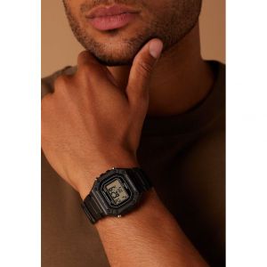 이스퀘어 4136093 Casio AVEF UNI - Digital watch black