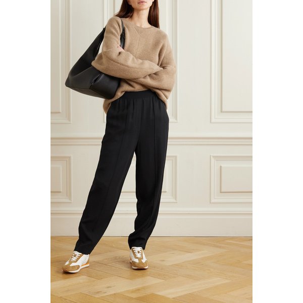 스트레치 크레이프 테이퍼드 팬츠 블랙 1647597321475124