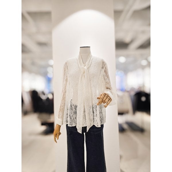 [파주점] [더아이잗컬렉션]페미닌 레이스 보우 블라우스 CR3A0BL831