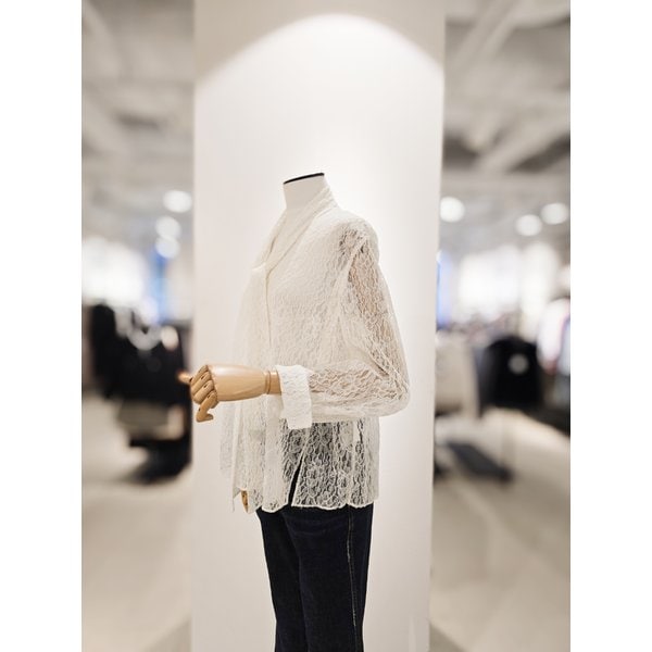 [파주점] [더아이잗컬렉션]페미닌 레이스 보우 블라우스 CR3A0BL831