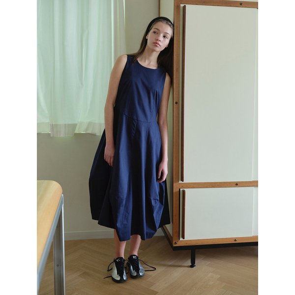 Structured Volume Dress (Navy)