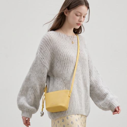 KARRA / KARRA 데일리 컬러 참포인트 미니크로스백_A6F0108