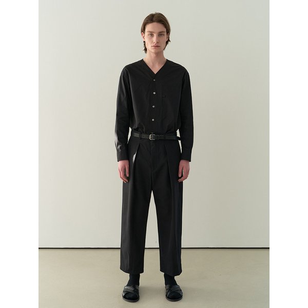tuck curved chino pants (black)