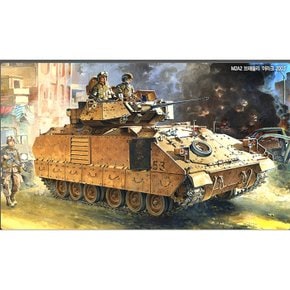 2[아카데미과학] 1/35 M2A2 브래들리 IRAQ 2003 T13205