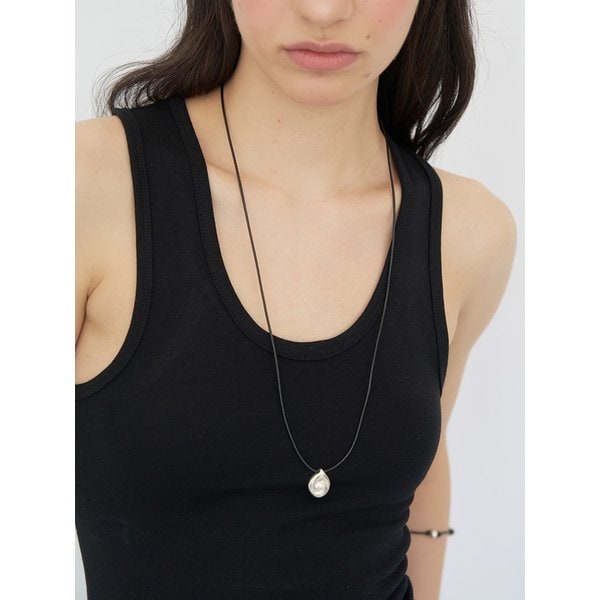 Shell Spiral Leather Necklace