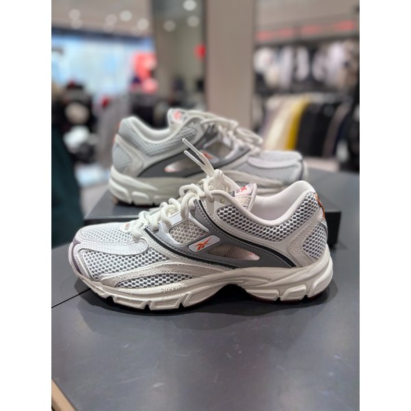 [여주점] RESO4FY1UWT  프리미어 트리니티 KFS  남여공용운동화