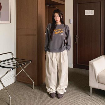 신세계라이브쇼핑 [옷자락] 여성 캐주얼 자수 루즈핏 코튼 라운드넥 맨투맨