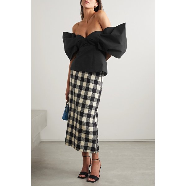 로지 애슐린 메이킹 유어 포인트 오프숄더 코튼 혼방 트윌 탑 블랙 1647597301085469