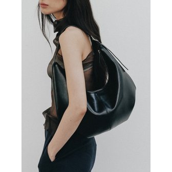 아뜰리에 드 루멘 MOSSY HOBO BAG (LEATHER BLACK)