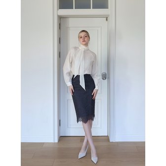 르반르꼬르 Flower lace midi skirt - CHARCOAL