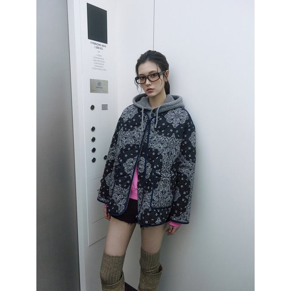 (웰론)페이즐리 경량패딩 AR4PDA62