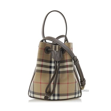 버버리 FW24 여성 TB로고 미니 버킷백 8100488 LL MN DRAWSTRING BUCKET DFC A1336