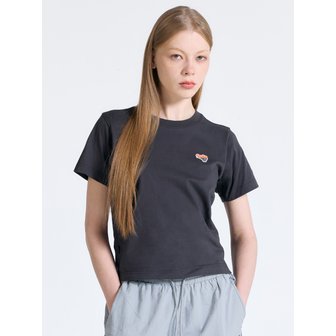 원더플레이스 SMALL LOGO ESSENTIAL T-SHIRTS [CHARCOAL]