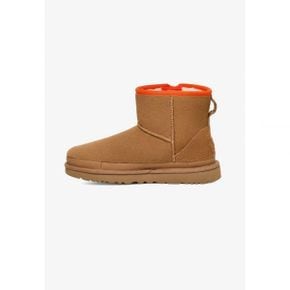 4744767 UGG CLASSIC MINI ZIP - Winter boots chestnut