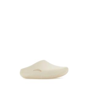 Slippers CR208493 STUCCO White