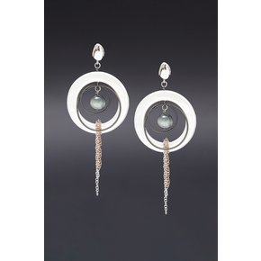 Eagle Eyes Dramatique Earrings [Option-Earclip 귀찌]