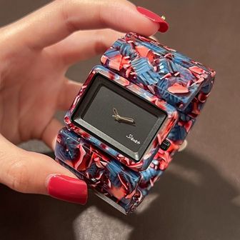 2. 아크릴 트렌드 ..