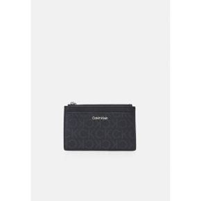 4388565 Calvin Klein MUST CARDHOLDER MONO - Wallet black