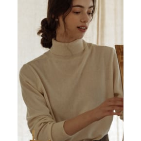 Cashmere soft turtle neck_Ivory