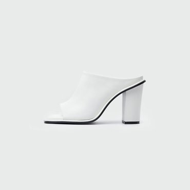 EENK WUNKY Chunky Heeled Sandals - Ivory