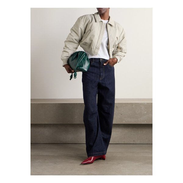 개더 자수 코튼 혼방 피케 티셔츠 화이트 1647597350671187