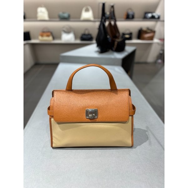 [파주점] 파사드 노아 토트 36 나일론 (Facade Noa Tote Nylon) RCBTX25142CMX