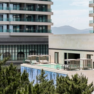 [이마트] 신라모노그램 강릉 [레지던스 2박 PKG] 객실 2박+1부 조식 2인(1회)+수영장 2인(1회)+닭강정&생맥주2잔(1회)