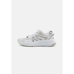 5150285 EA7 SONIC DART UNI - Trainers optic white/antartica