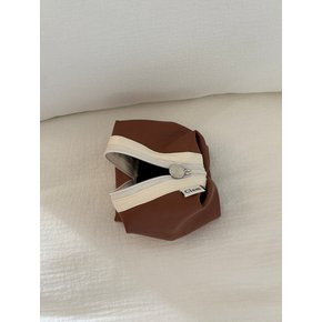 round pouch _ Leather brown