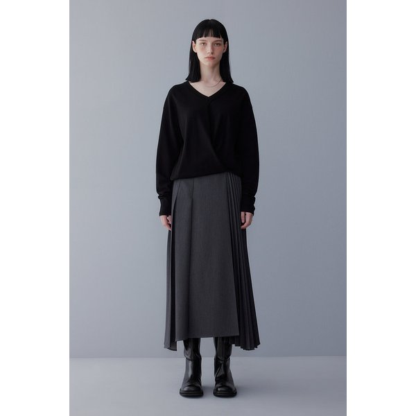 [리오더] 애시메트릭 롱 플리츠 스커트 7155435800269